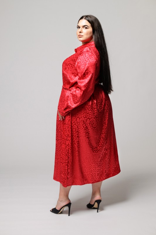 Midi σεμιζιέ φόρεμα με ανάγλυφο λεοπαρ print