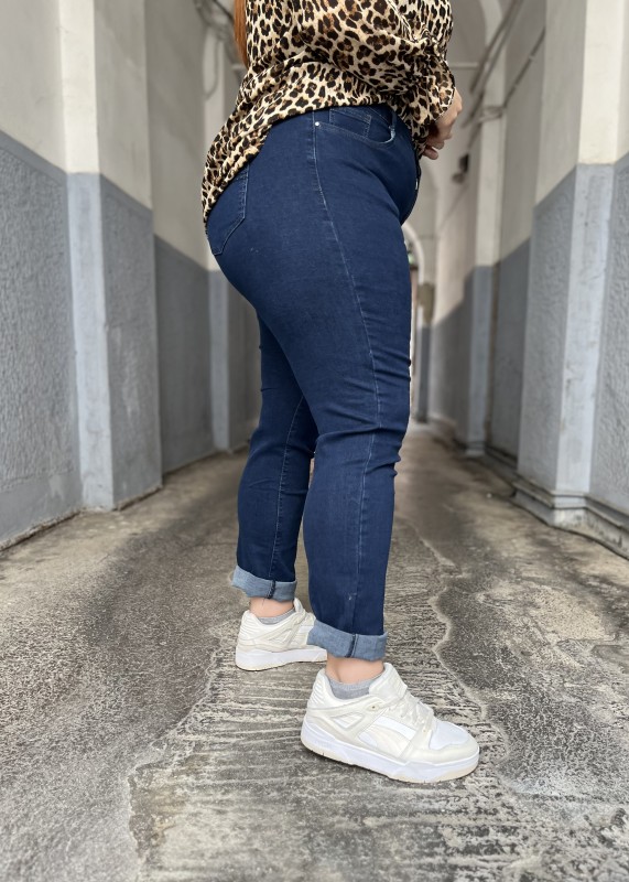 Τζιν Σκούρο Μπλε Σε Skinny Γραμμή