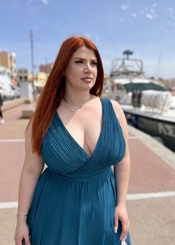 Αμπιγιέ Φόρεμα Κρουαζέ Με Σφηκοφωλιά Στην Πλάτη