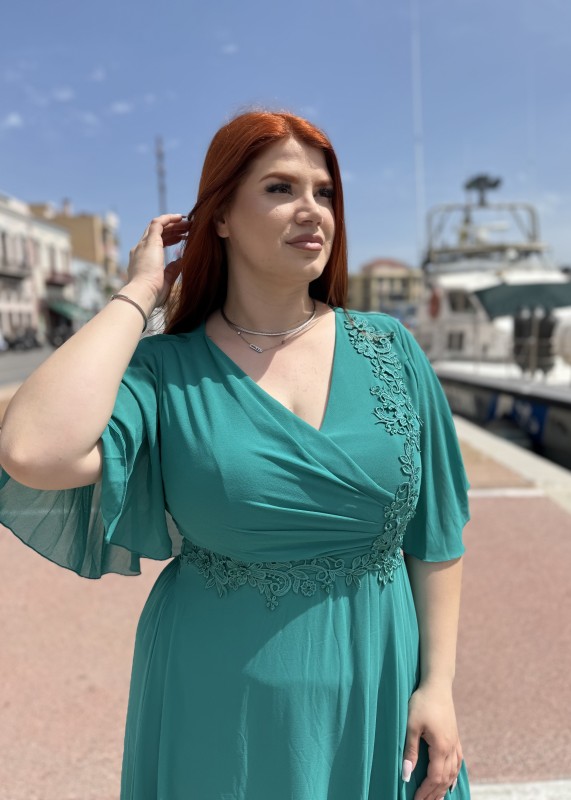 Αμπιγιε Φορεμα Με Κεντητα Λουλουδακια