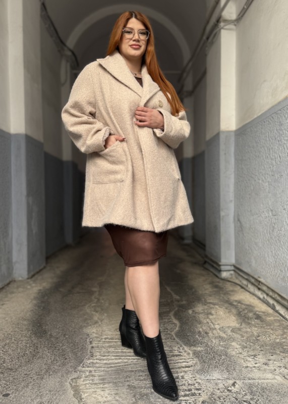 Παλτό Μπουκλέ Με Ασημοκλωστή