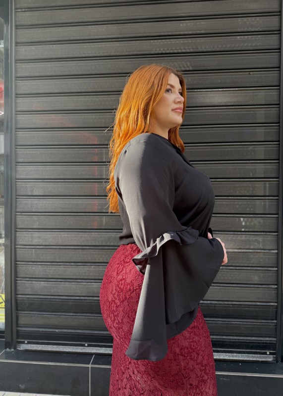 Μπλούζα Μουσελίνα Με Καμπάνα Μανίκι